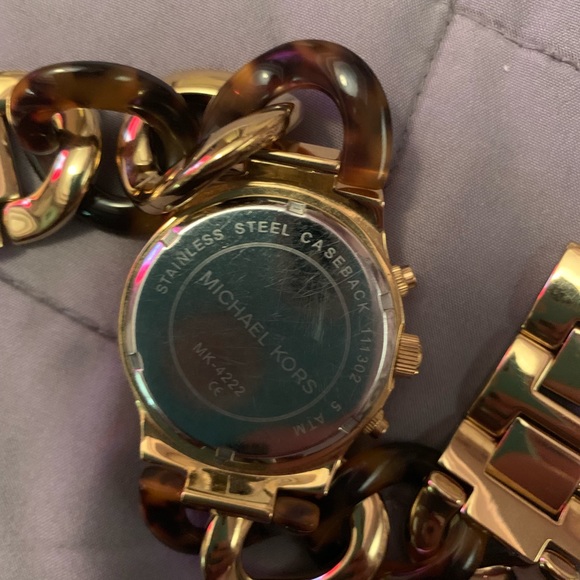 Michael Kors watch - Picture 2 of 4